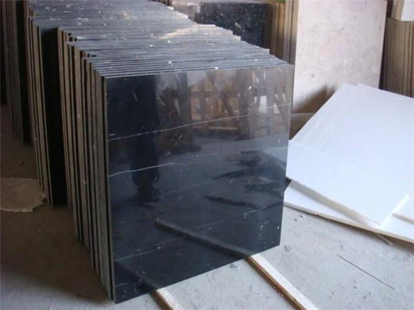 nero marquina marble tile