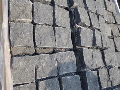 Lajes de pavimentação de basalto