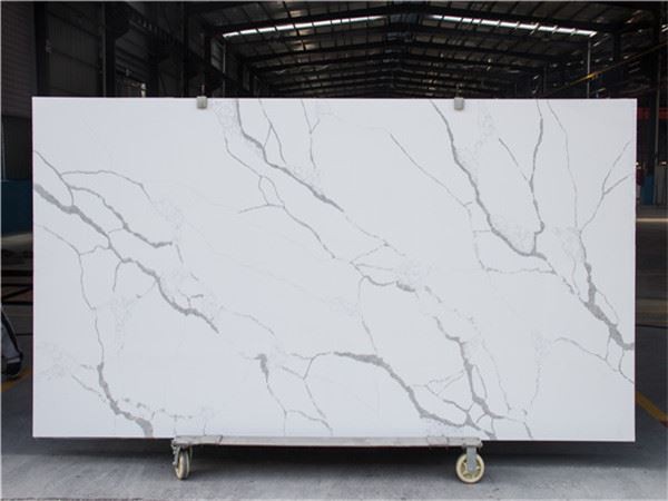 Quartzo Branco Calacatta