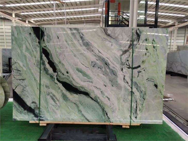 Laje de mármore verde jade