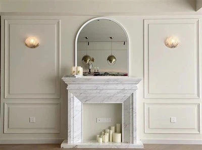 Envolvimento de lareira em mármore branco de Carrara