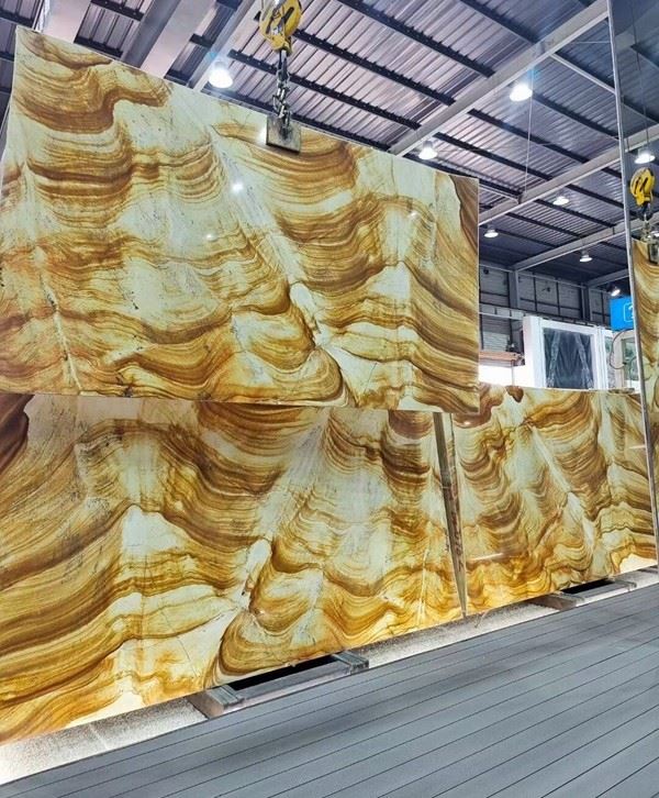Stone Wood Quartzite vein matched